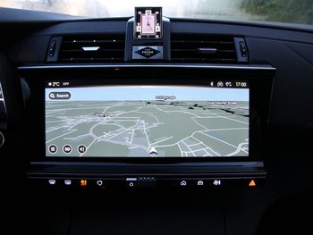 DS Automobiles DS7 Plug in Hybrid 299PS Allrad RIVOLI LED NAV 19Zoll