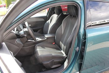 Peugeot 308 SW 1.2i Allure LED Tempomat Sunset 17 ZOLL