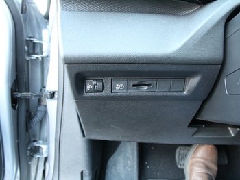 Peugeot e-308 Elektro 156PS 54 KWH Style LED SmartLink Adaptiv Tempomat 11KW