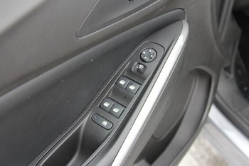 Opel Grandland 1.5d 130PS Automatik GS-LINE LED NAVI Adapti Tempomat 19 ZOLL