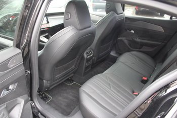 Peugeot 408 1.6e HYBRID GT Schiebedach Leder Nappa FULL-LED Night Vision