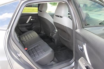 Citroen C4X 1.2i 131PS MAX LED CAM 18 ZOLL TEILLEDER ADAPTIV-TEMPOMAT