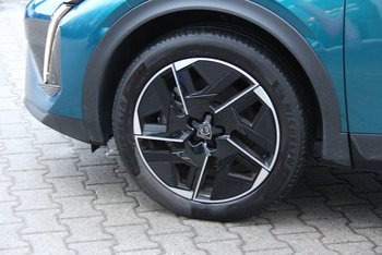 Peugeot 408 1.6e HYBRID GT FULL-LED Adaptiv Tempomat Lenkradheizung