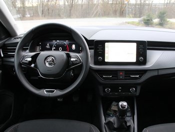 Skoda Scala TSI 115PS Facelift Selection ALU Sunset Smart Link Lichtsensor Virtual Cockpit wireless Link NSW