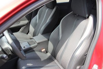 Peugeot 308 SW 1.5d Allure Navigation LED 17 ZOLL Keyless Kamera