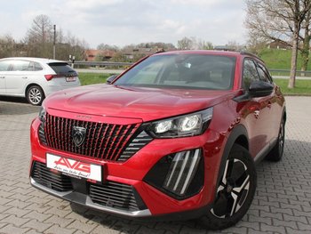 Peugeot 2008 1.2i Allure Navigation Tom Tom LED 17 ZOLL