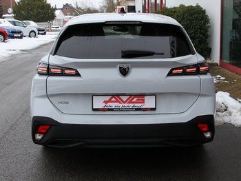 Peugeot 308 SW1.2i Style Adaptiv Tempomat Navi LED 16 ZOLL