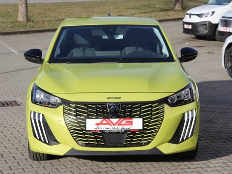 Peugeot 208 1.2i 100PS Allure LED&hellip;