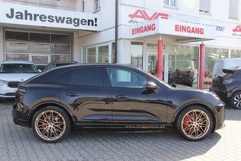 Porsche Macan Turbo Elektro 639PS Allrad Matrix-LED HUD 22ZOLL HA-Lenkung AHK