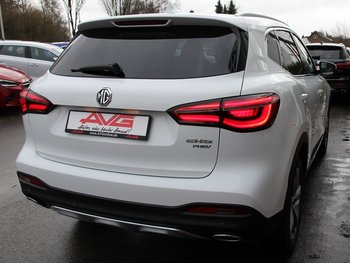 MG EHS 1.5 T-GDI HYBRID 258PS Luxury Panoramadach LED NAVI-Link Sitzheizung CAM ALU 17 ZOLL