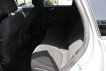 Ford KUGA FHEV HYBRID 190PS ST-LINE NAV CAM ALU 18 ZOLL Winterpaket