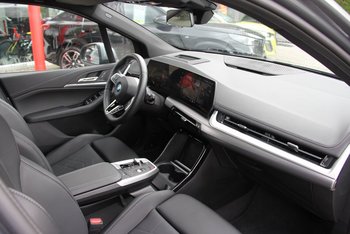 BMW U06 225e xDrive Hybrid 245PS M-SPORT Panoramadach Adaptiv -LED Innovationspaket