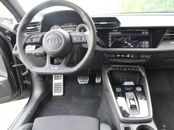 Audi A3 Sportback 40 TFSIe PHEV HYBRID S-LINE MATRIX-LED Komf-Paket Plus