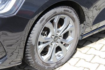 Ford Focus Turnier 1.0 155PS ST-LINE LED Adaptiv Tempomat CAM 17ZOLL
