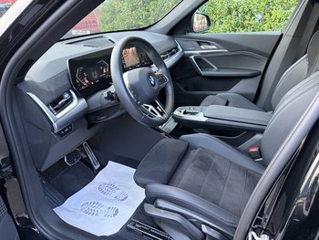 BMW X1 sDrive18i Automatik M-Sport Premium-Paket Adap-LED 18 ZOLL