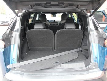 Peugeot 5008 1.2i 145PS GT FULL-LED 7 Sitze Sitzheizung 19ZOLL