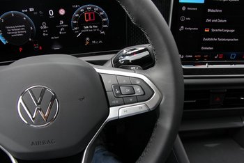 VW Tiguan 2.0 TDI 150PS LIFE LED Winterpaket CAM