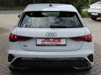 Audi A3 Sportback 40 TFSIe PHEV HYBRID S-LINE MATRIX-LED Komf-Paket Plus