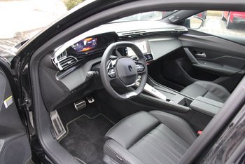 Peugeot 408 1.6e HYBRID GT Schiebedach Leder Nappa FULL-LED Night Vision