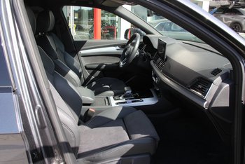 Audi Q5 Sportback 40 TDI Quattro S-Line Black Edition MATRIX Sitzheizung Ass-Paket Stadt & Tour