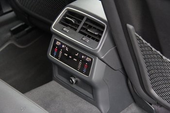 Audi A6 Avant 45 TDI Quattro S-LINE MATRIX Black Line Paket 4 Zonen Klima CAM Memory