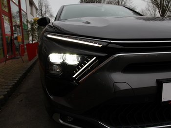 Citroen C5 X 1.6e 225PS MAX LED HUD Sitzheizung wireless 19Zoll