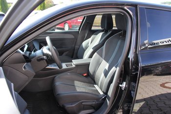 Peugeot 308 SW 1.2i Allure Automatik LED Tempomat Sunset 17 ZOLL