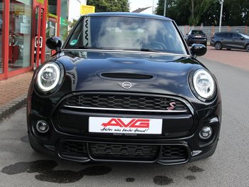 Mini Cooper S 2.0i 192PS JCW Panorama LED Scheinwerfer Sitzheizung Wireless