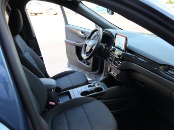Ford KUGA 2.0d ST-LINE NAV CAM ALU 18 ZOLL