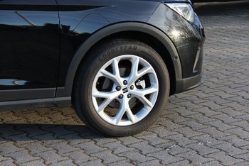 Seat Arona 1.0 TSI DSG FR LED AdptivTempomat Sitzheizung Paket Pro