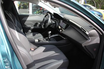 Peugeot 308 SW 1.2i Allure LED Tempomat Sunset 17 ZOLL