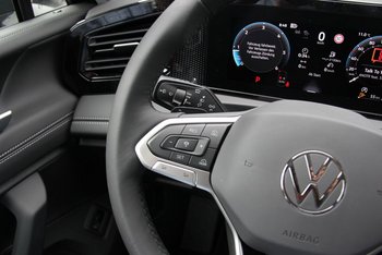 VW Tiguan 2.0 TDI 150PS LIFE LED Winterpaket CAM