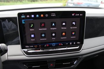 VW Tiguan 2.0 TDI 150PS LIFE LED Winterpaket CAM