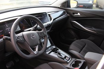 Opel Grandland 1.5d 130PS Automatik GS-LINE LED NAVI Adapti Tempomat 18 ZOLL