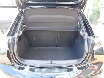 Peugeot 208 1.2i 100PS Allure LED Klimaautomatik Sunset