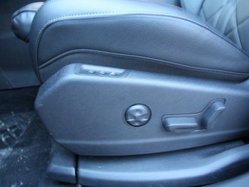 DS Automobiles DS7 Plug in Hybrid 299PS Allrad RIVOLI LED NAV 19Zoll