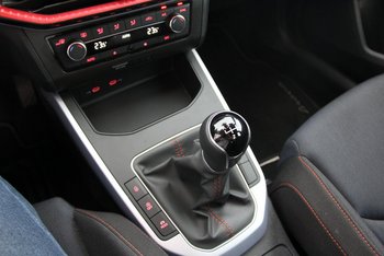Seat Arona 1.0 TSI FR LED Adaptiv Tempomat 17Zoll