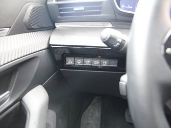 Peugeot 508 1.6e HYBRID Allure FULL-LED Adaptiv Tempomat Sunset NAV Keyless