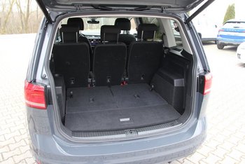 VW Touran 1.5 TSI DSG Comfortline 7 Sitze LED NAVI Winter-Paket Adaptiv Tempomat