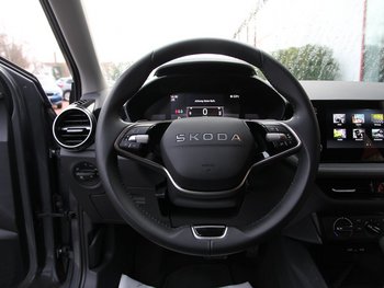 Skoda Fabia 1.0i TSI 116PS DSG DESIGN LED NWW ALU PDC