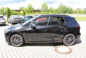 BMW U06 225e xDrive Hybrid 245PS M-SPORT Panoramadach Adaptiv -LED Innovationspaket
