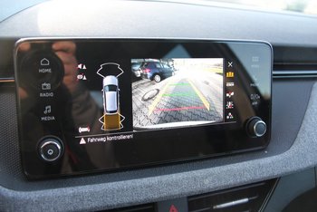 Skoda Kamiq TSI Selection Kamera Klimaautomatik LED ALU 16 ZOLL Sunset Smart Link