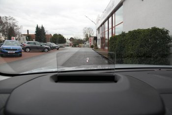 Citroen C4 1.2i 131PS MAX Head up Display LED Navigation 360 Grad Kamera