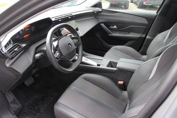 Peugeot 408 Mild Hybrid 145PS Automatik Allure Adaptiv Tempomat LED