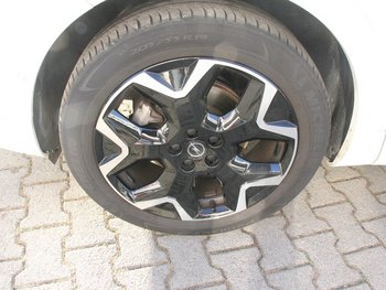 Opel Grandland 1.2i GS LINE FULL-LED NAV Sitzheizung 18 ZOLL