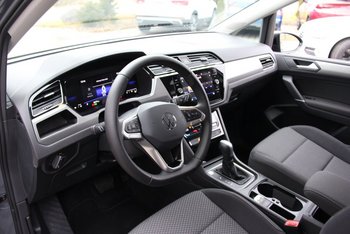 VW Touran 1.5 TSI DSG Comfortline 7 Sitze LED NAVI Winter-Paket Adaptiv Tempomat