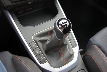 Seat Arona 1.0 TSI FR LED Adaptiv Tempomat 17Zoll