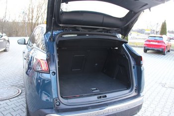 Peugeot 3008 HYBRID (PHEV) 181PS Allure LED NAVI Kamera Adaptiv Tempomat 19 ZOLL