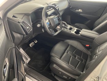DS Automobiles DS7 Plug in Hybrid 299PS Allrad OPERA Panoramadach Sitz & Scheibenheizung Memory Leder Nappa
