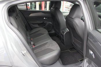 Peugeot 408 1.6e HYBRID GT FULL-LED Night Vision